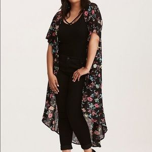 NWT Size 5X/6X Torrid Black Floral Mesh Kimono